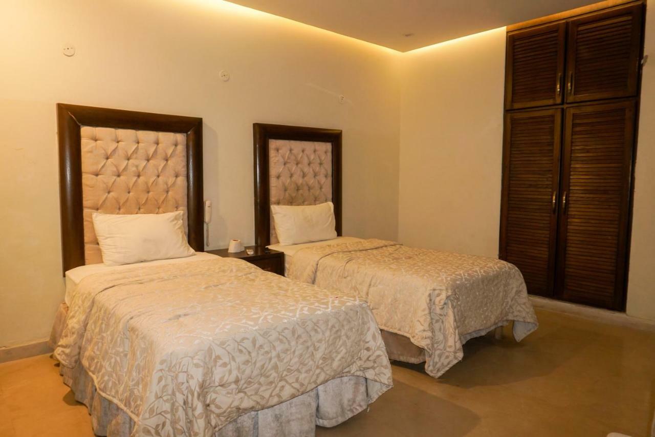 City View Hotel & Restaurant Лахор Екстер'єр фото